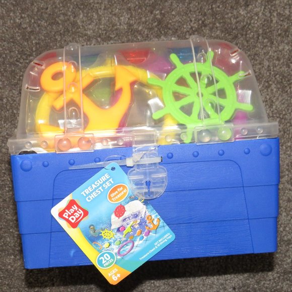 Play Day pool toy dive set treasure chest, NWT - Picture 1 of 11